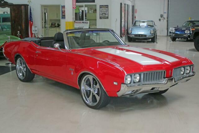 Oldsmobile Cutlass 1969 image number 1