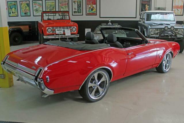 Oldsmobile Cutlass 1969 image number 21