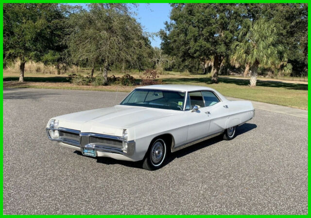 Pontiac Bonneville 1967 image number 24