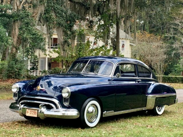 Oldsmobile Eighty-Eight 1949 image number 24