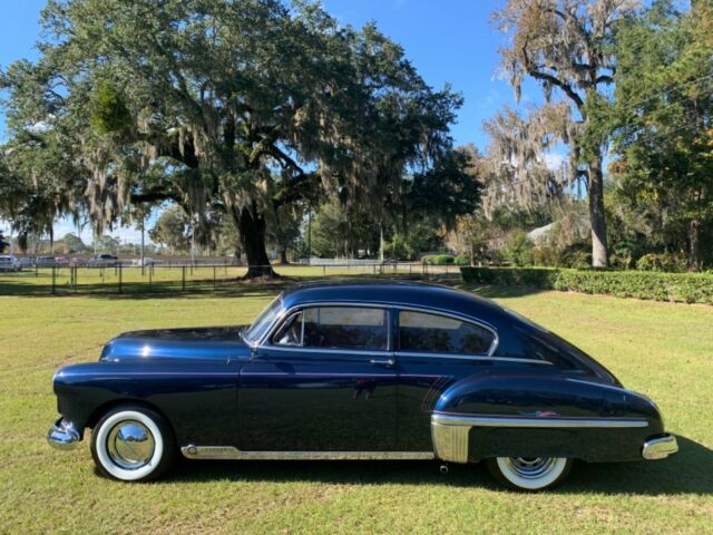 Oldsmobile Eighty-Eight 1949 image number 4