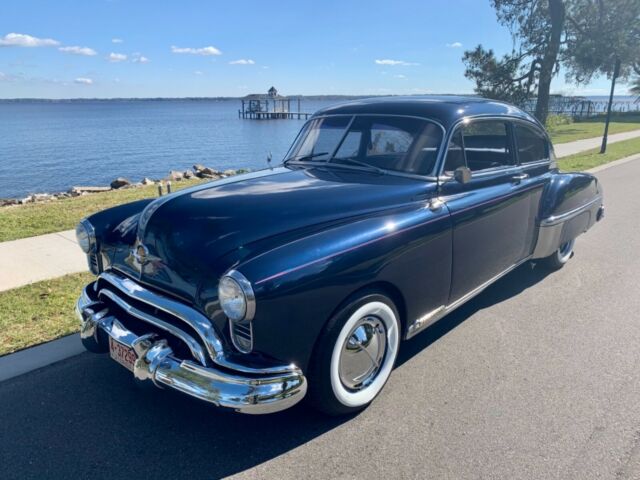 Oldsmobile Eighty-Eight 1949 image number 44