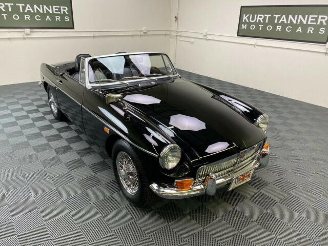 MG MGB 1969 image number 18