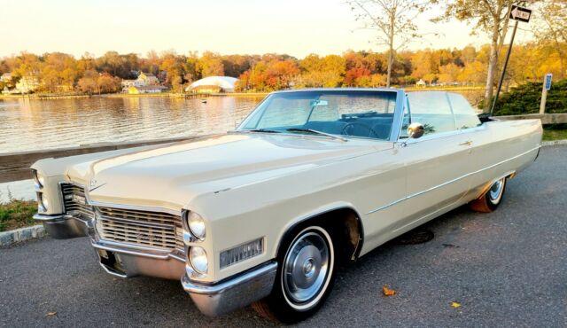 Cadillac DeVille 1966 image number 0