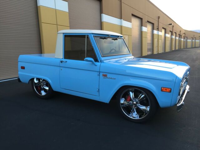 Ford Bronco 1975 image number 1