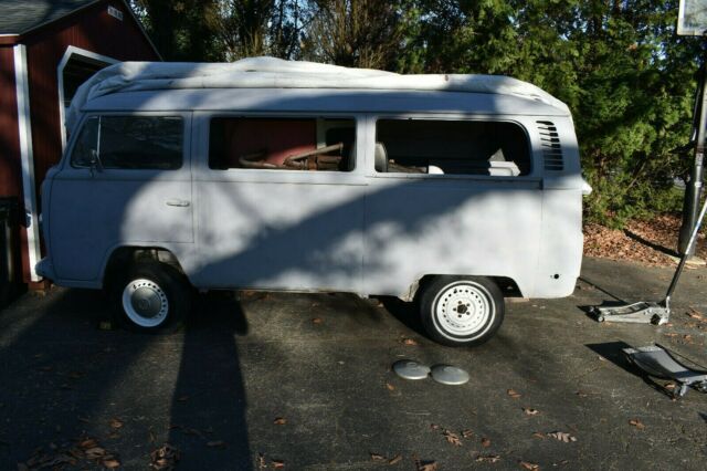 Volkswagen Bus/Vanagon 1978 image number 31