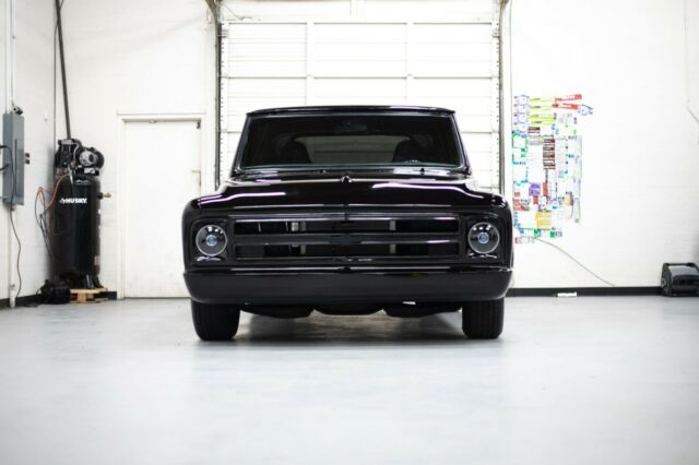 Chevrolet C-10 1967 image number 2