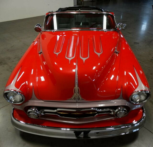 Chevrolet Styleline Deluxe 1952 image number 2