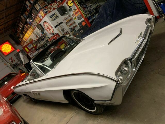 Ford tunderbird 1962 image number 0