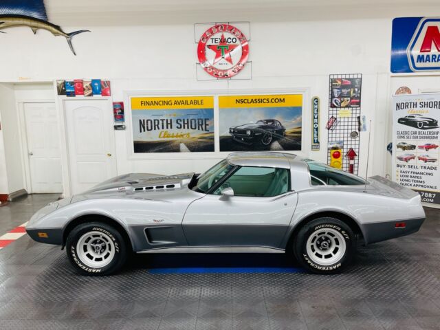 Chevrolet Corvette 1978 image number 27