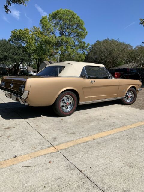 Ford Mustang 1965 image number 25