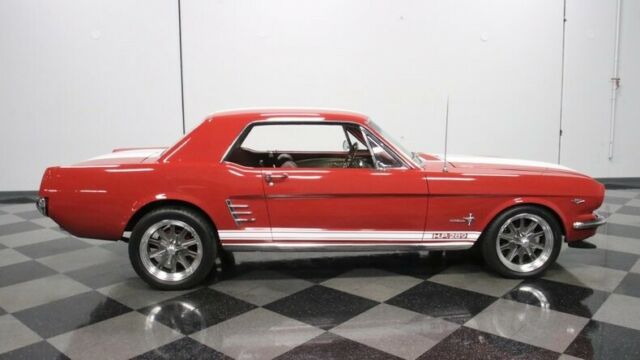 Ford Mustang 1966 image number 15