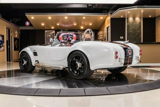 Shelby Cobra 1965 image number 14