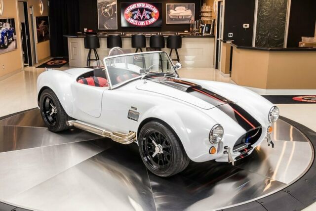 Shelby Cobra 1965 image number 32