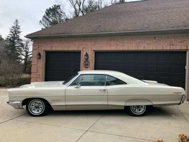 Pontiac Catalina 1966 image number 30