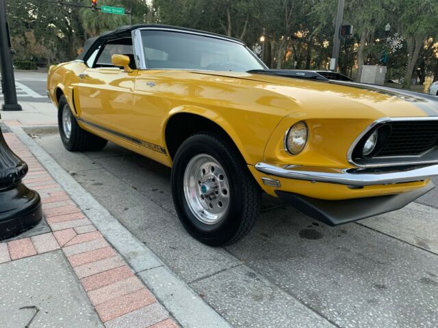 Ford Mustang 1969 image number 29