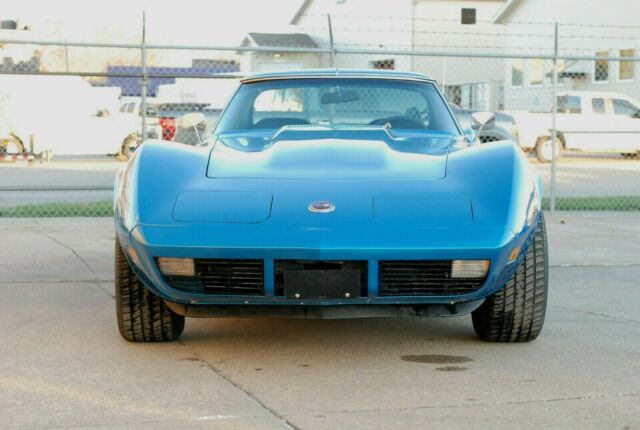 Chevrolet Corvette 1973 image number 19