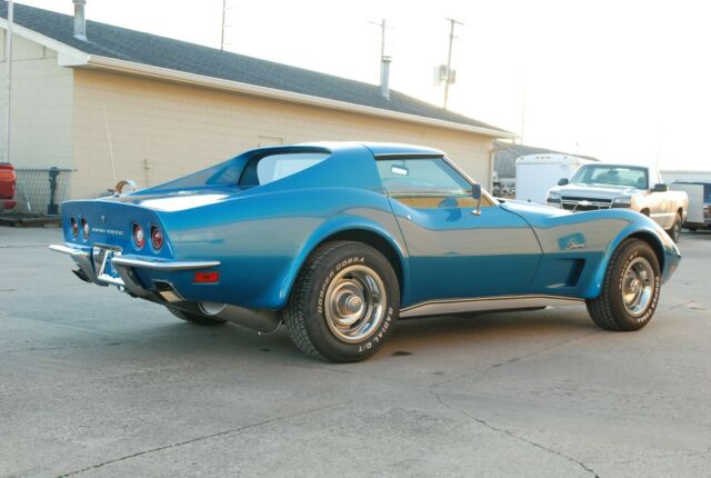 Chevrolet Corvette 1973 image number 22