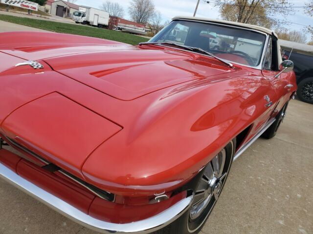 Chevrolet Corvette 1964 image number 29