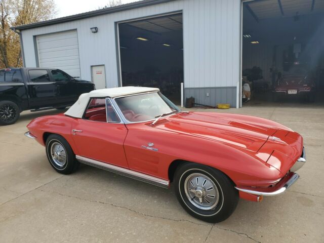 Chevrolet Corvette 1964 image number 30