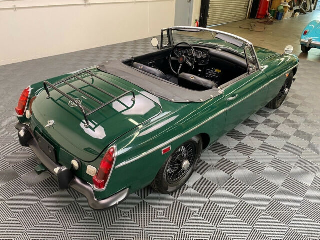 MG MGB 1969 image number 19