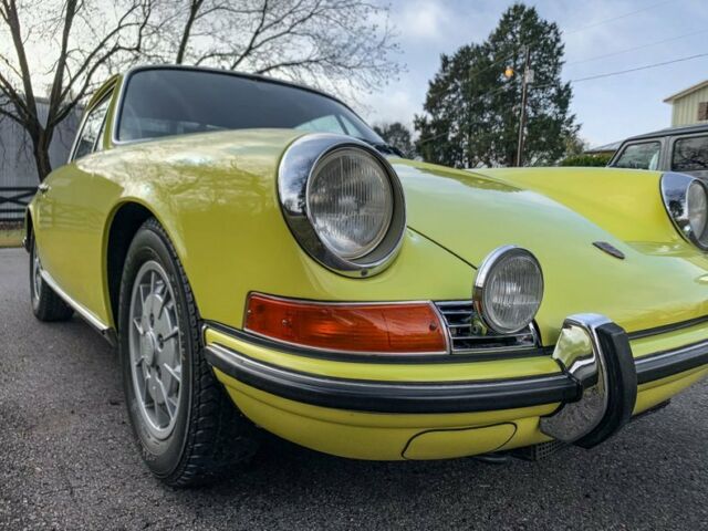 Porsche 911 1971 image number 30