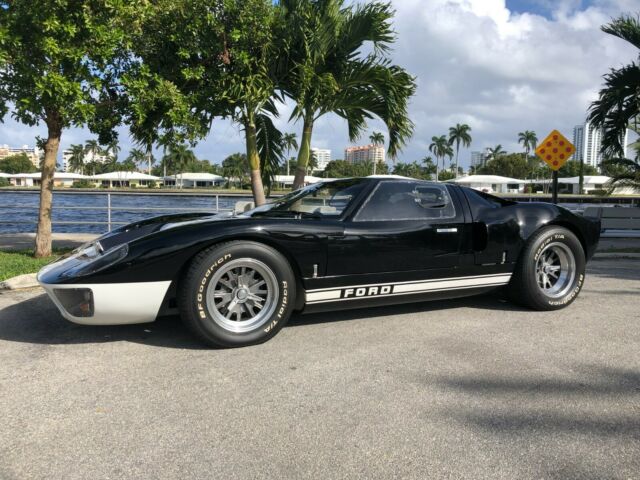 Ford Ford GT 1966 image number 0