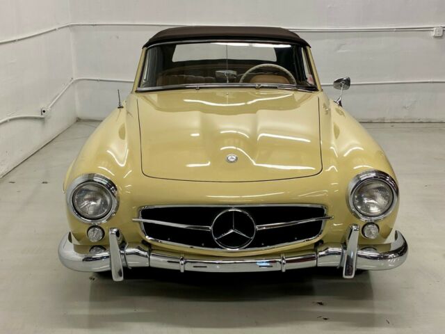 Mercedes-Benz SL-Class 1959 image number 10