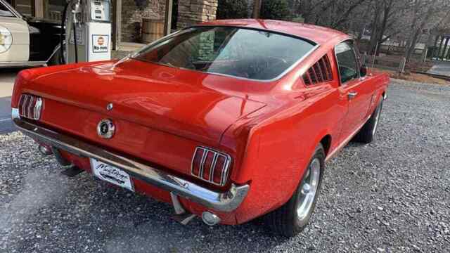 Ford Mustang 1965 image number 26