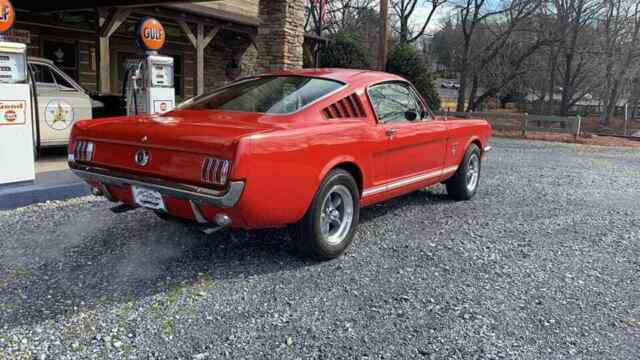 Ford Mustang 1965 image number 27