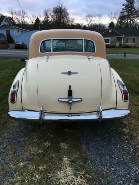 Cadillac Fleetwood 1941 image number 30