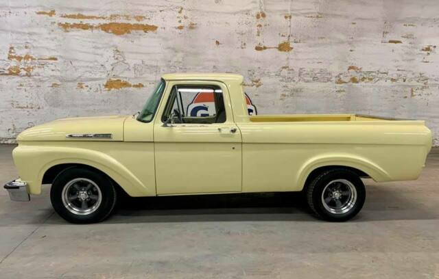 Ford F-100 1962 image number 1