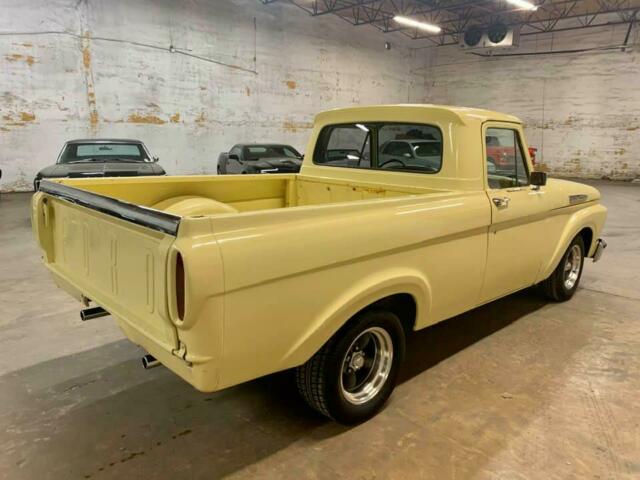 Ford F-100 1962 image number 25