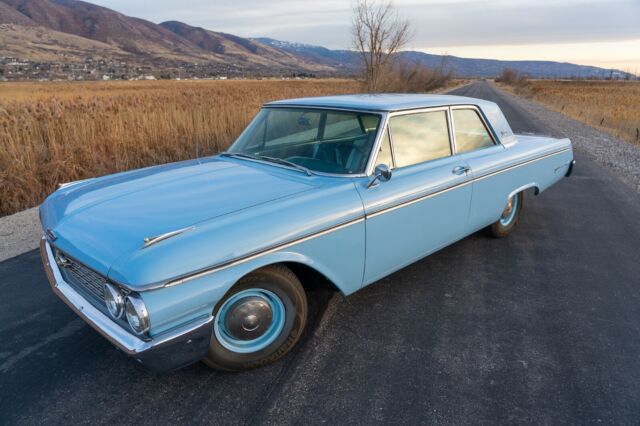 Ford Galaxie 1962 image number 0