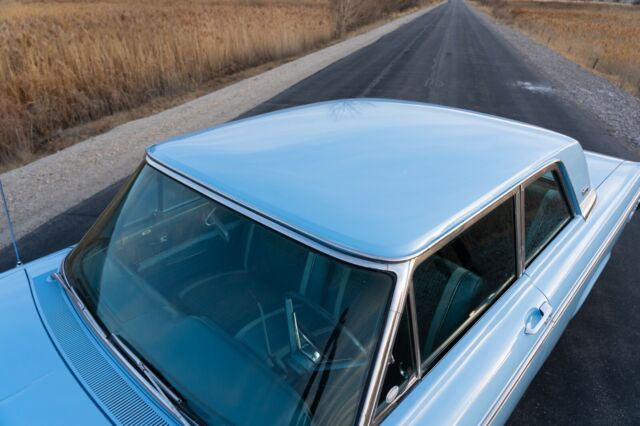 Ford Galaxie 1962 image number 41