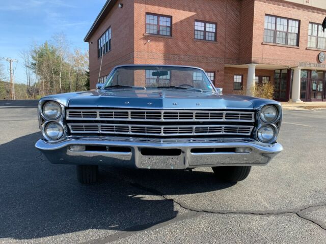 Ford Galaxie 1967 image number 33