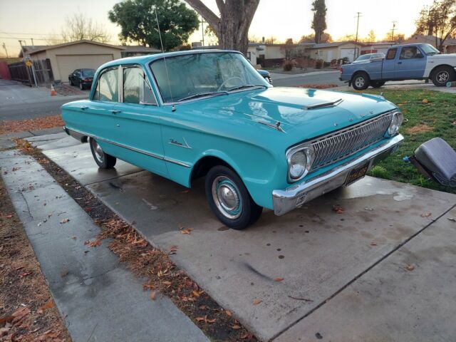 Ford Falcon 1962 image number 2