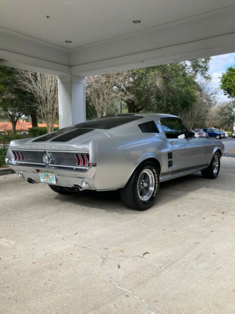 Ford Mustang 1967 image number 26