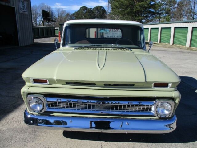 Chevrolet C-10 1965 image number 30