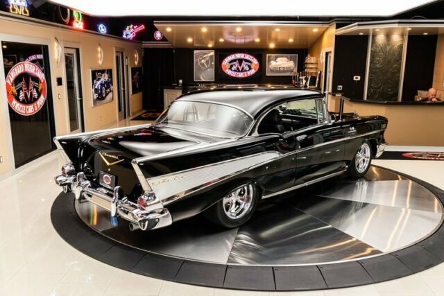 Chevrolet Bel Air/150/210 1957 image number 12