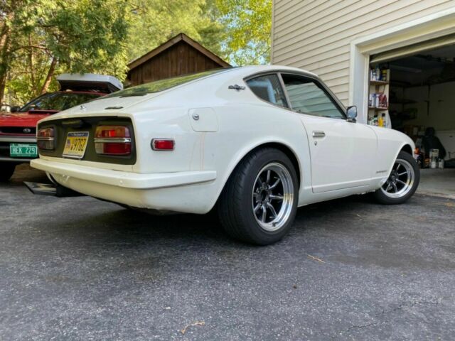 Datsun 240Z 1971 image number 32