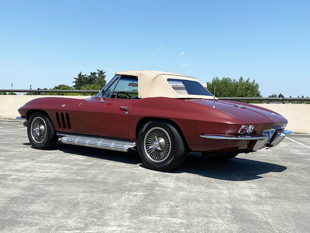 Chevrolet Corvette 1966 image number 33