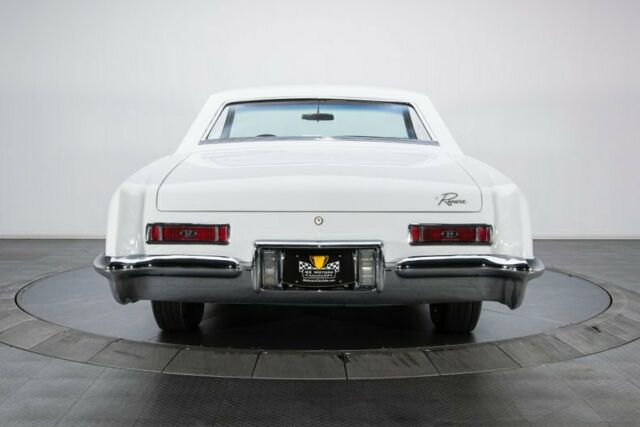 Buick Riviera 1964 image number 21