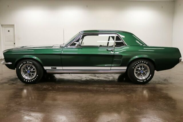 Ford Mustang 1967 image number 27