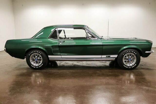 Ford Mustang 1967 image number 31