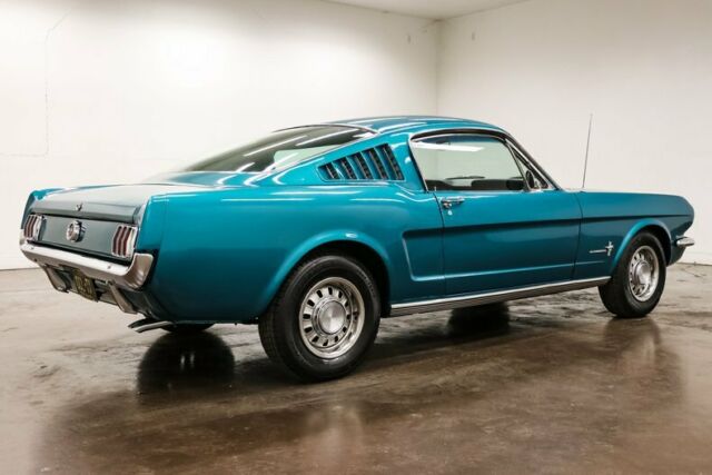 Ford Mustang 1965 image number 30