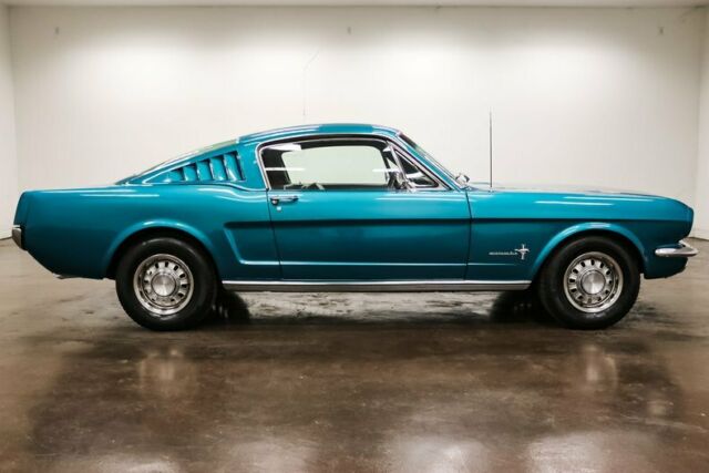 Ford Mustang 1965 image number 31