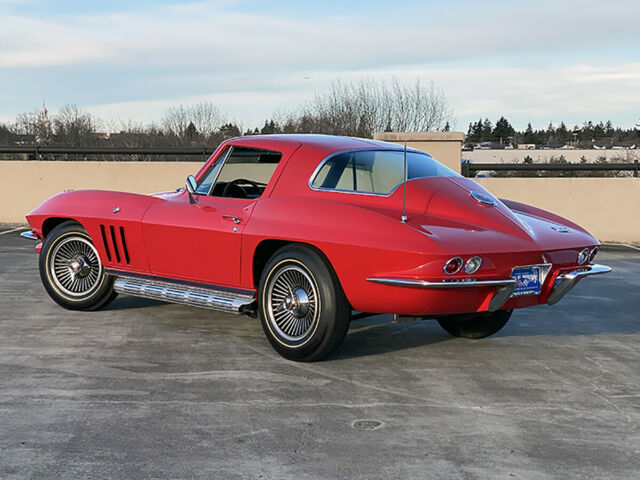 Chevrolet Corvette 1966 image number 2