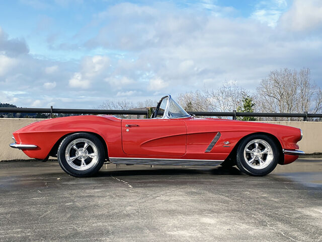 Chevrolet Corvette 1962 image number 27