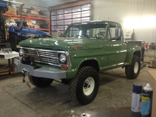 Ford F-100 1970 image number 0